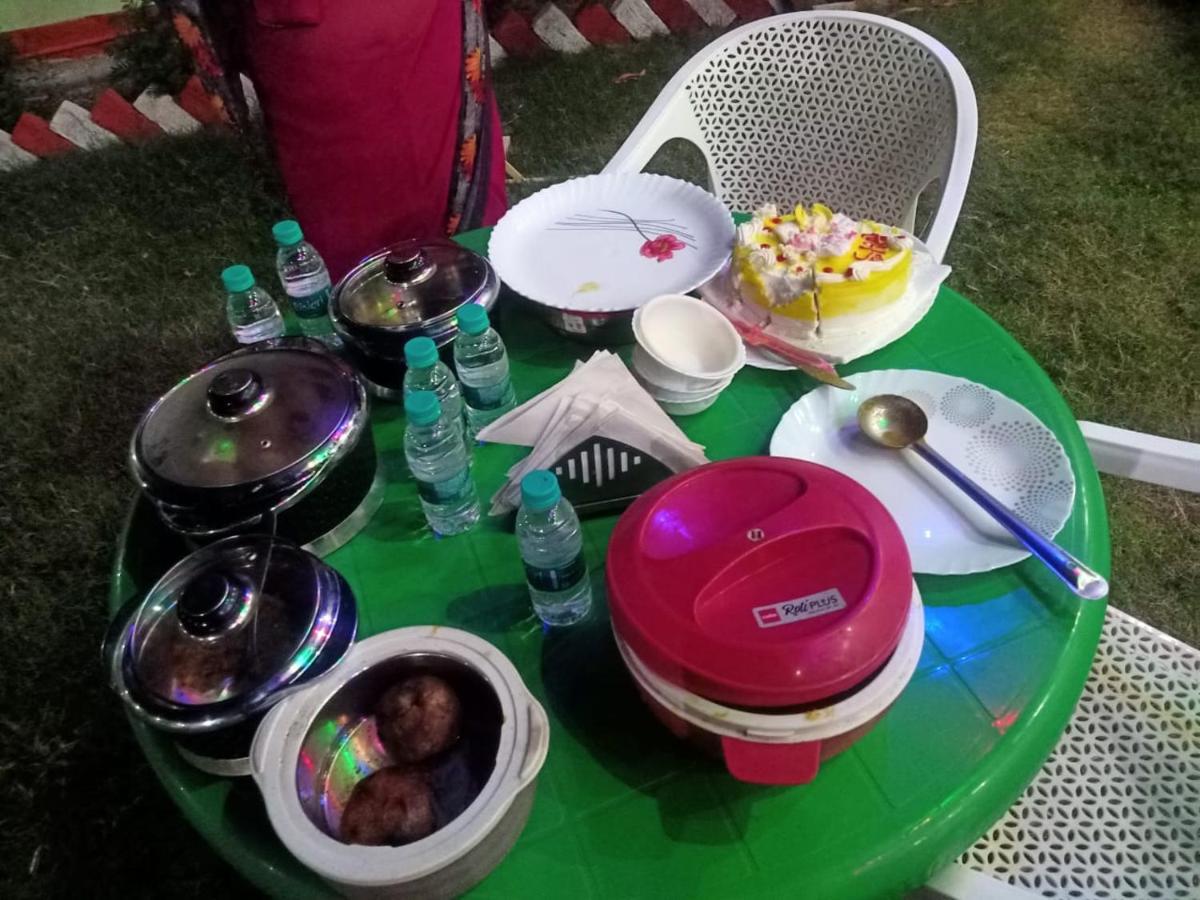 Bundeli Farm Resort & Banquet אורצ'ה מראה חיצוני תמונה