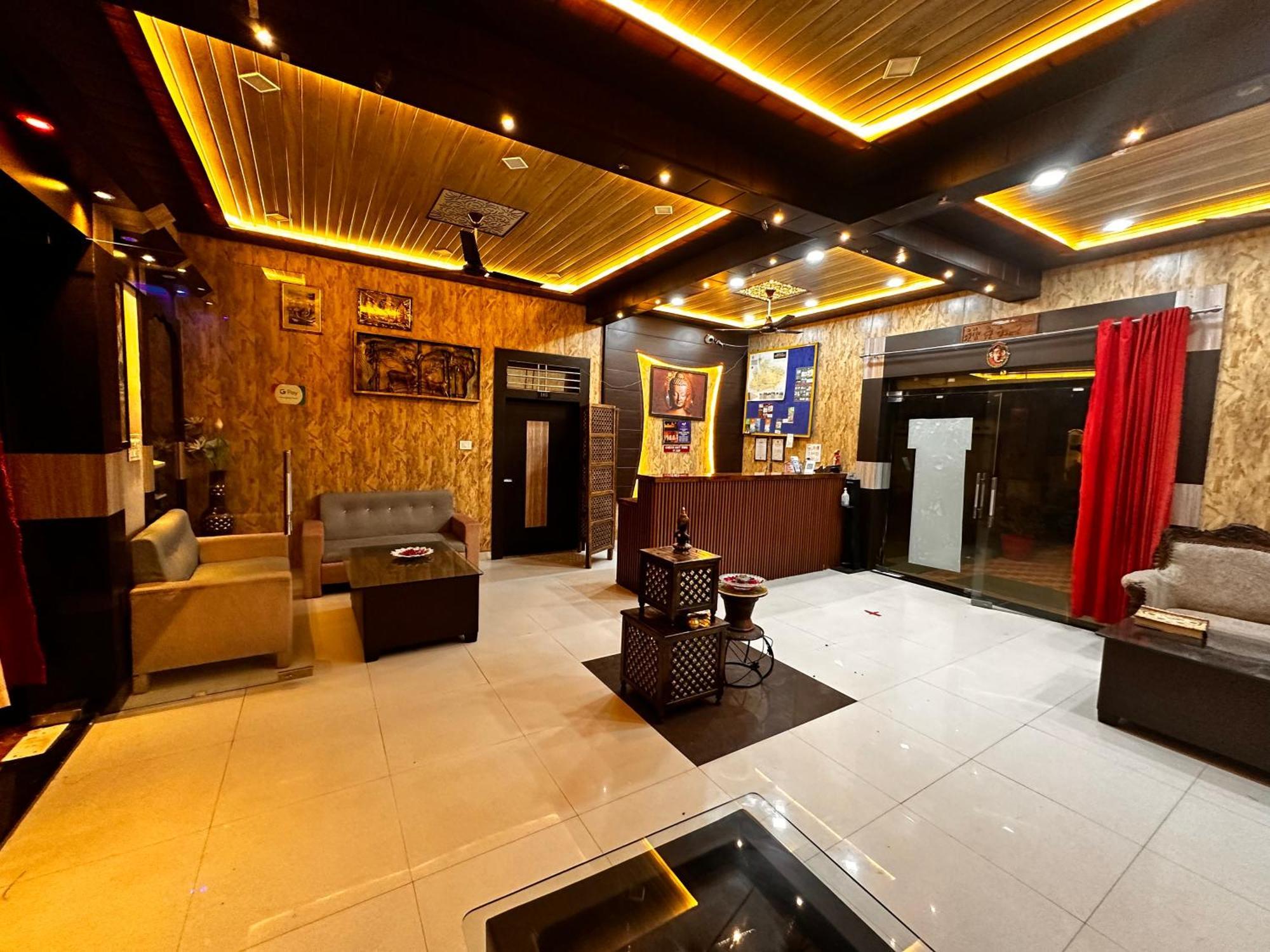 Bundeli Farm Resort & Banquet אורצ'ה מראה חיצוני תמונה