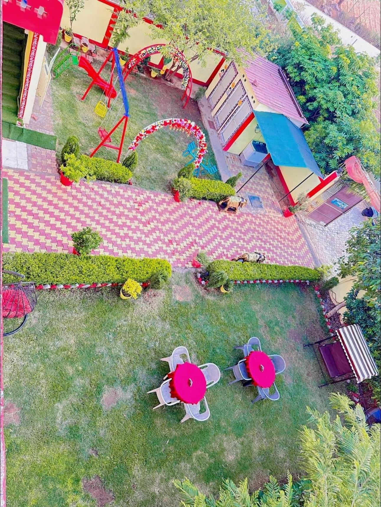 Bundeli Farm Resort & Banquet אורצ'ה מראה חיצוני תמונה