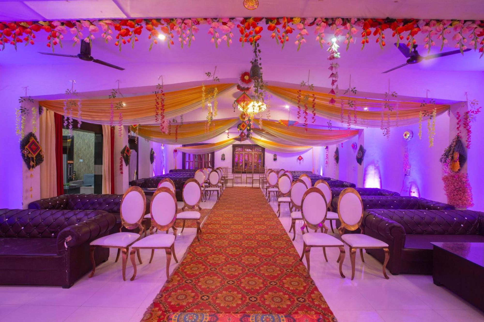 Bundeli Farm Resort & Banquet אורצ'ה מראה חיצוני תמונה