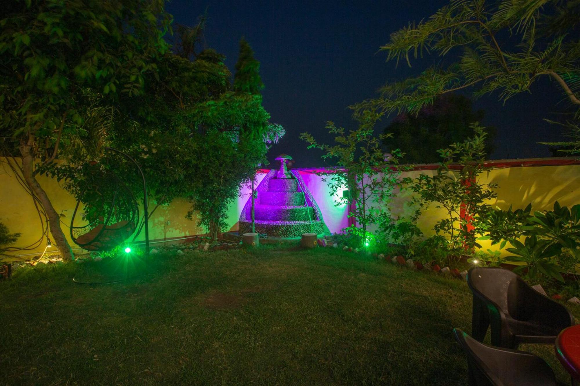 Bundeli Farm Resort & Banquet אורצ'ה מראה חיצוני תמונה